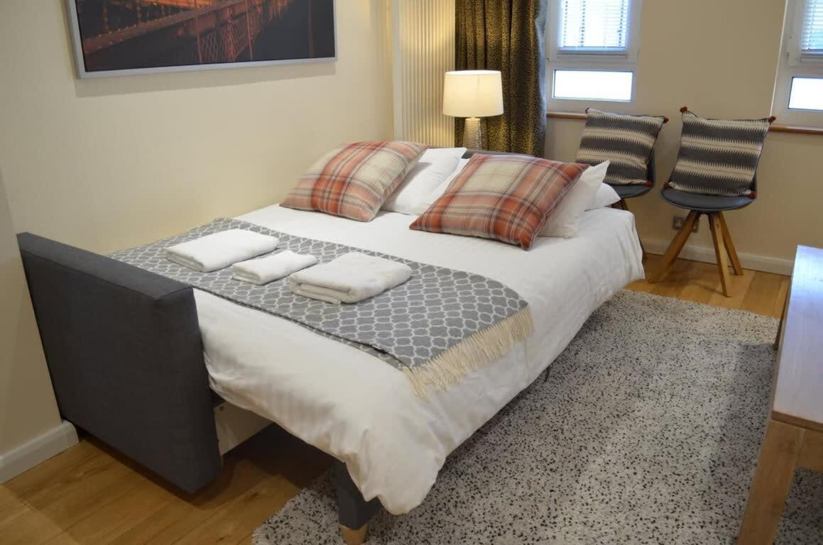 Tower Bridge 2Br Apartment For 6 With Terrace Londra Exterior foto