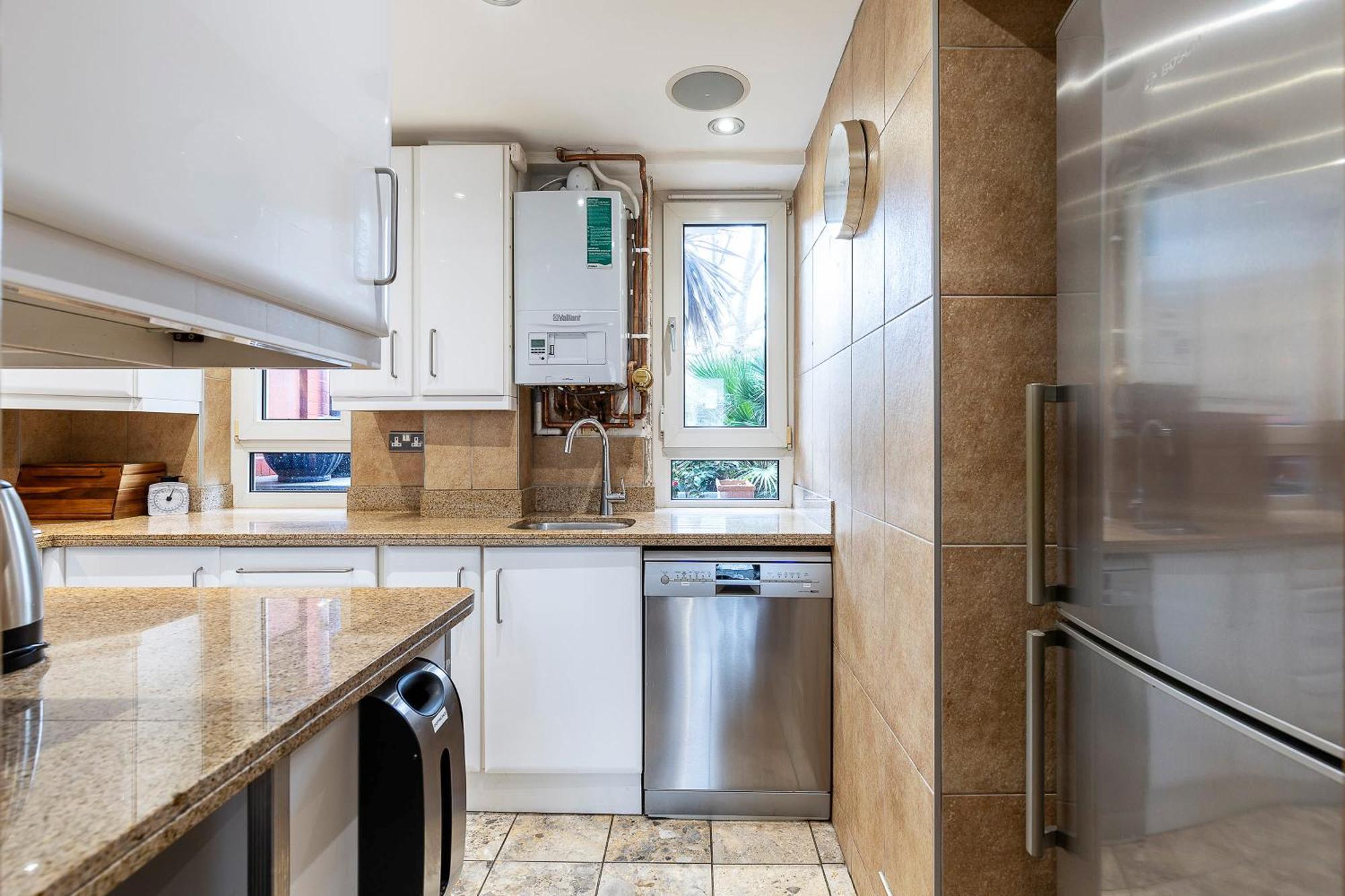 Tower Bridge 2Br Apartment For 6 With Terrace Londra Exterior foto